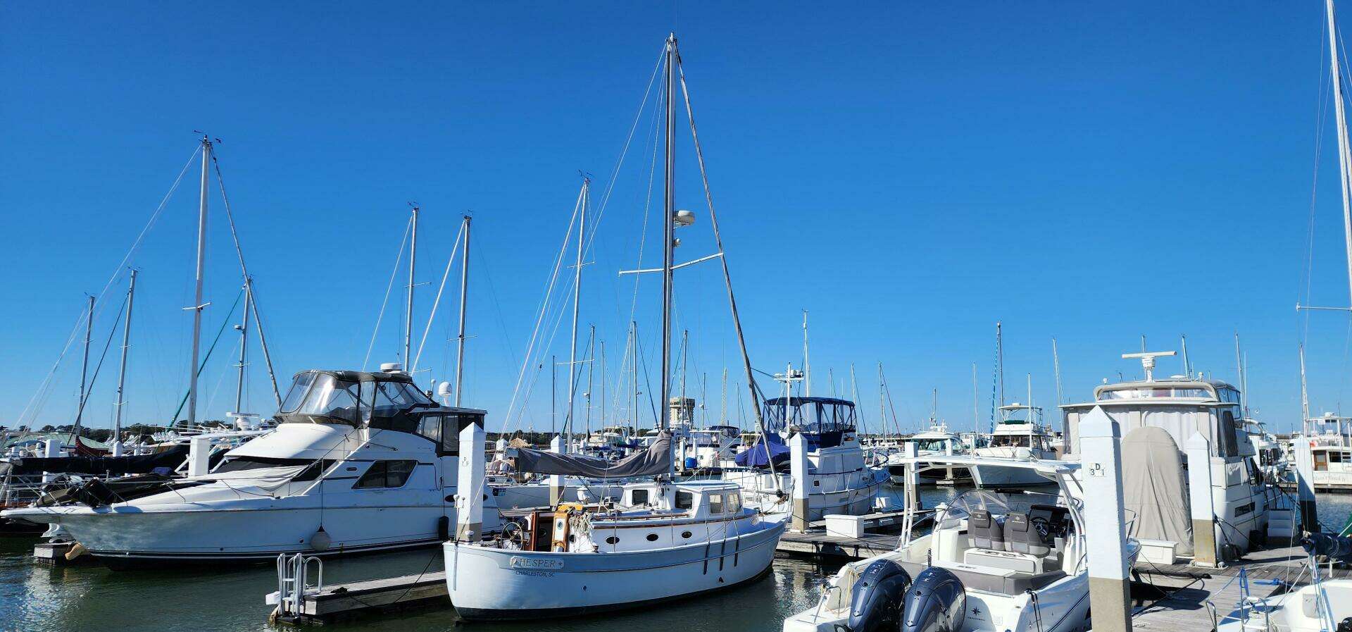 1996 Tillotson-Pearson Motorsailer 32 - Image 6