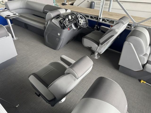 2024 Bennington 22 SVSR - 9