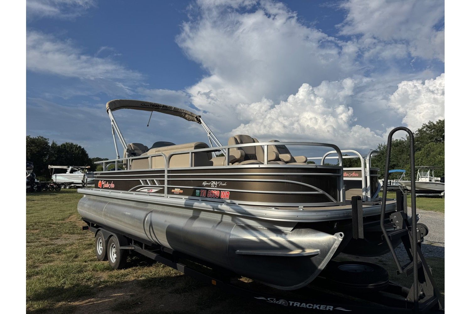 2023 Sun Tracker Sportfish 24 XP3