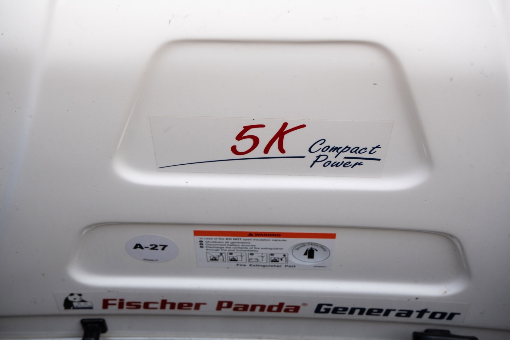 2009 Grady-White Express 330 - Image 30