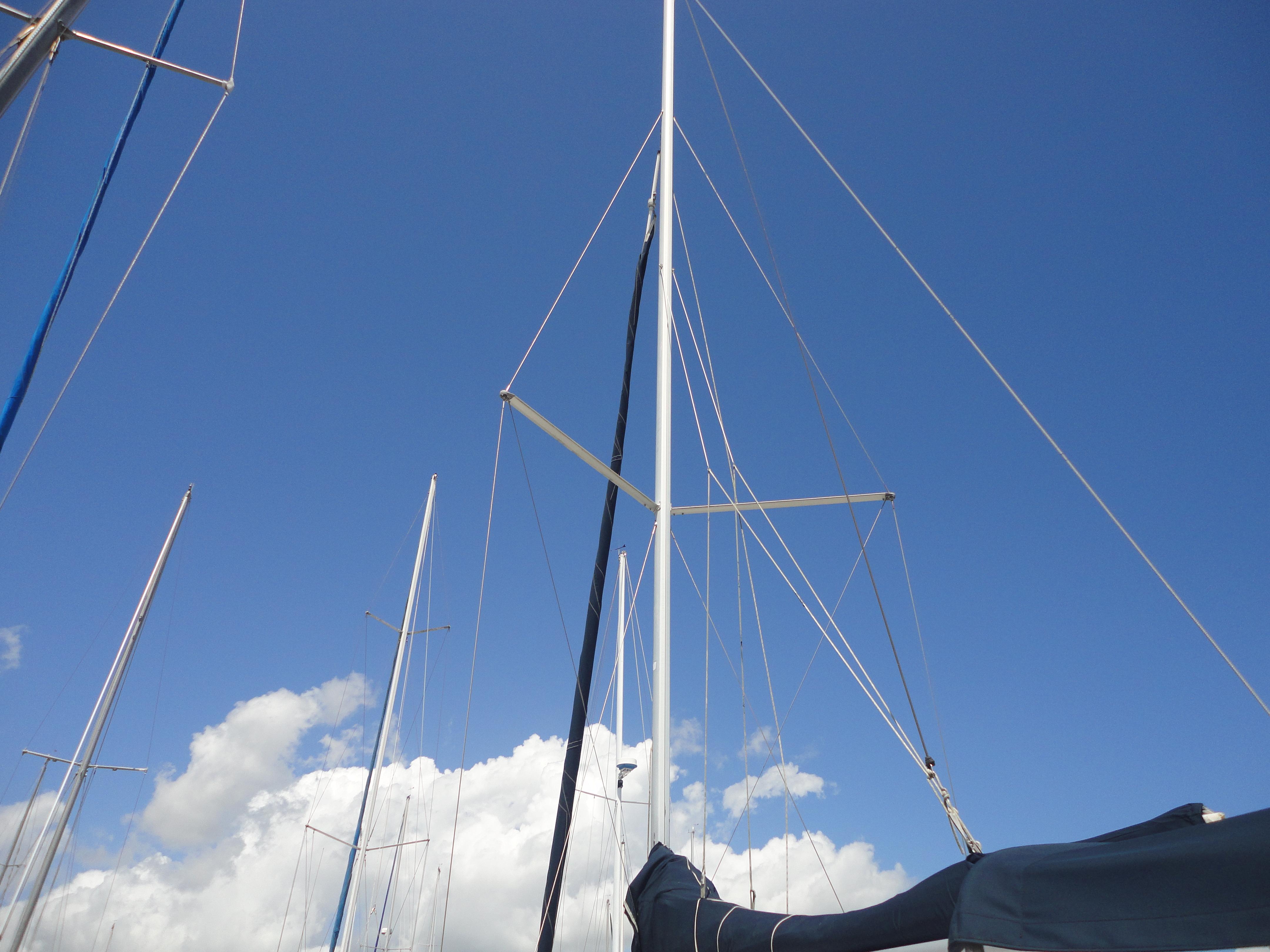2013 Marlow-Hunter Hunter 27 - 10