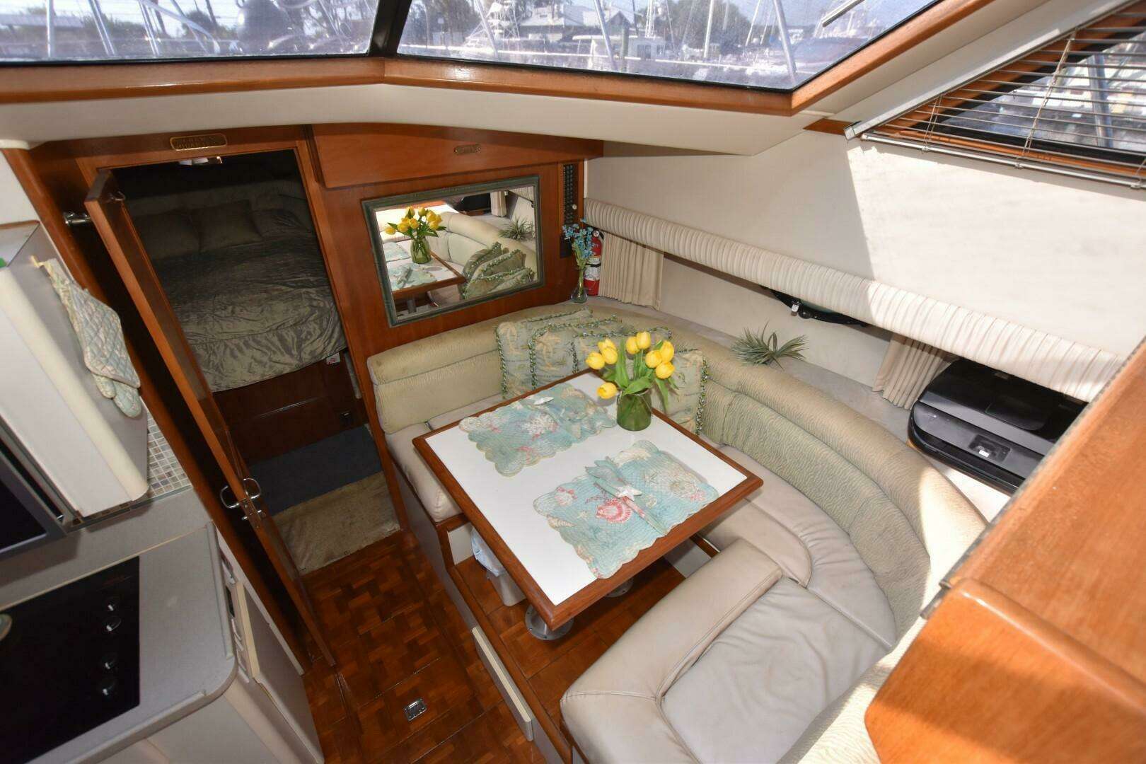 1990 Californian 45 Motoryacht - Image 7