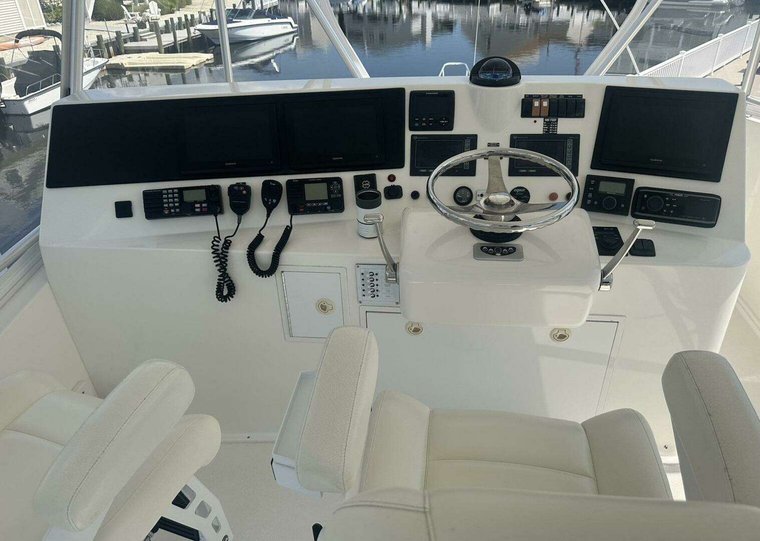 2006 Henriques 42 Convertible - Image 7