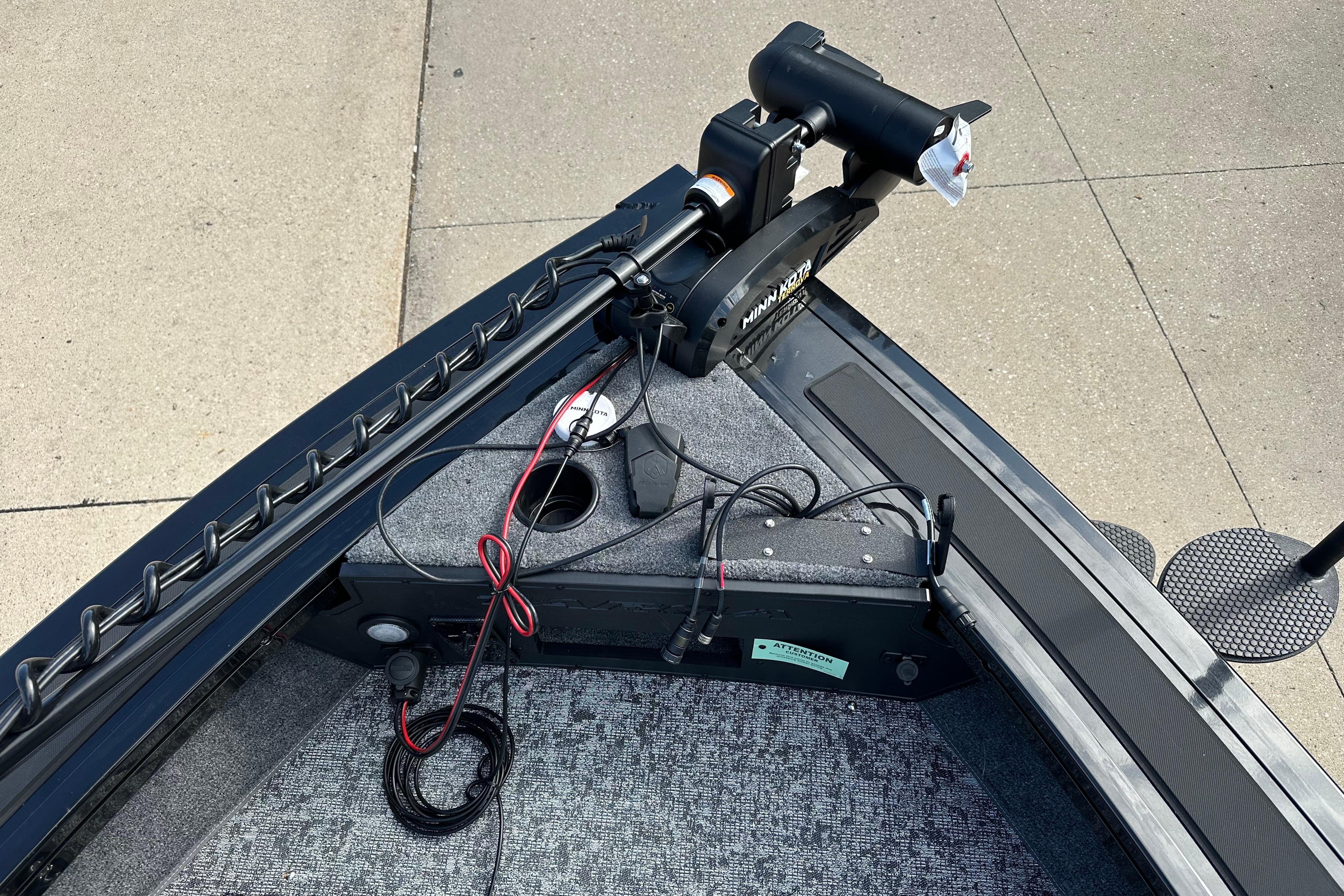 2026 Tracker Targa V-19 WT boat with Minn Kota trolling motor on deck.