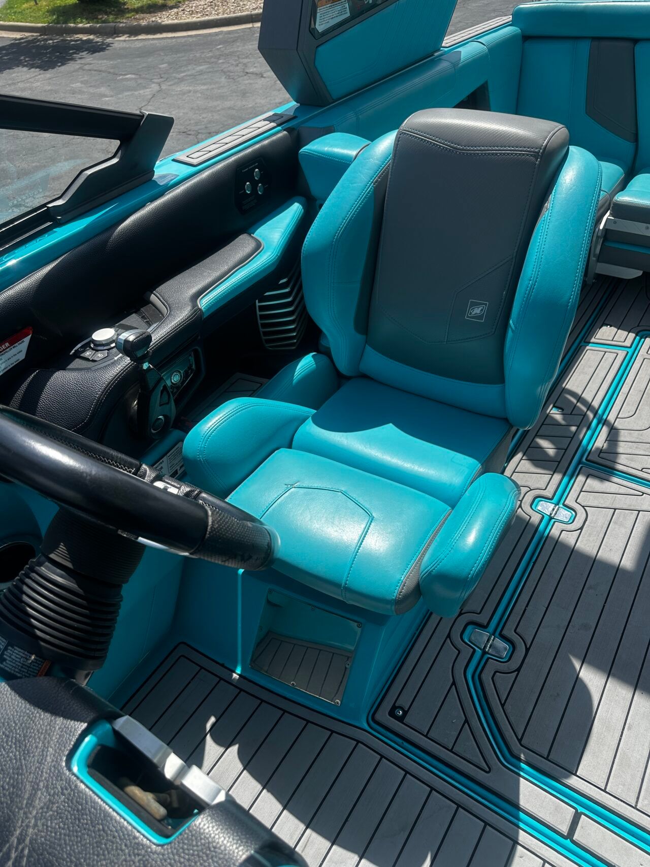 2019 Nautique G23 - 13