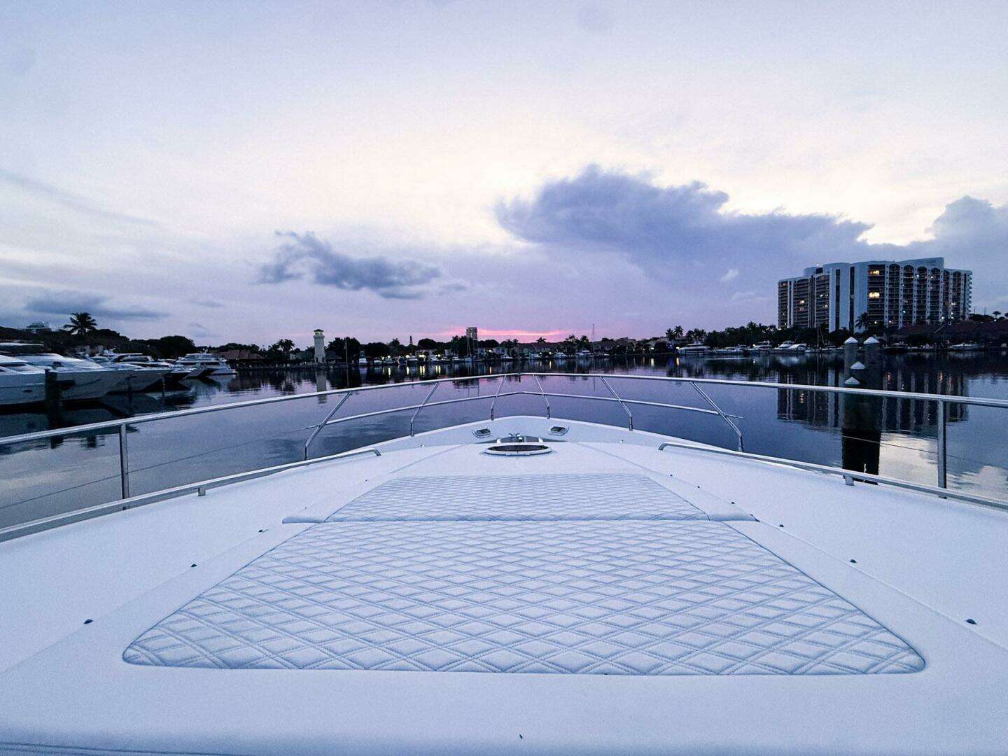 2007 Princess 23M - Image 12