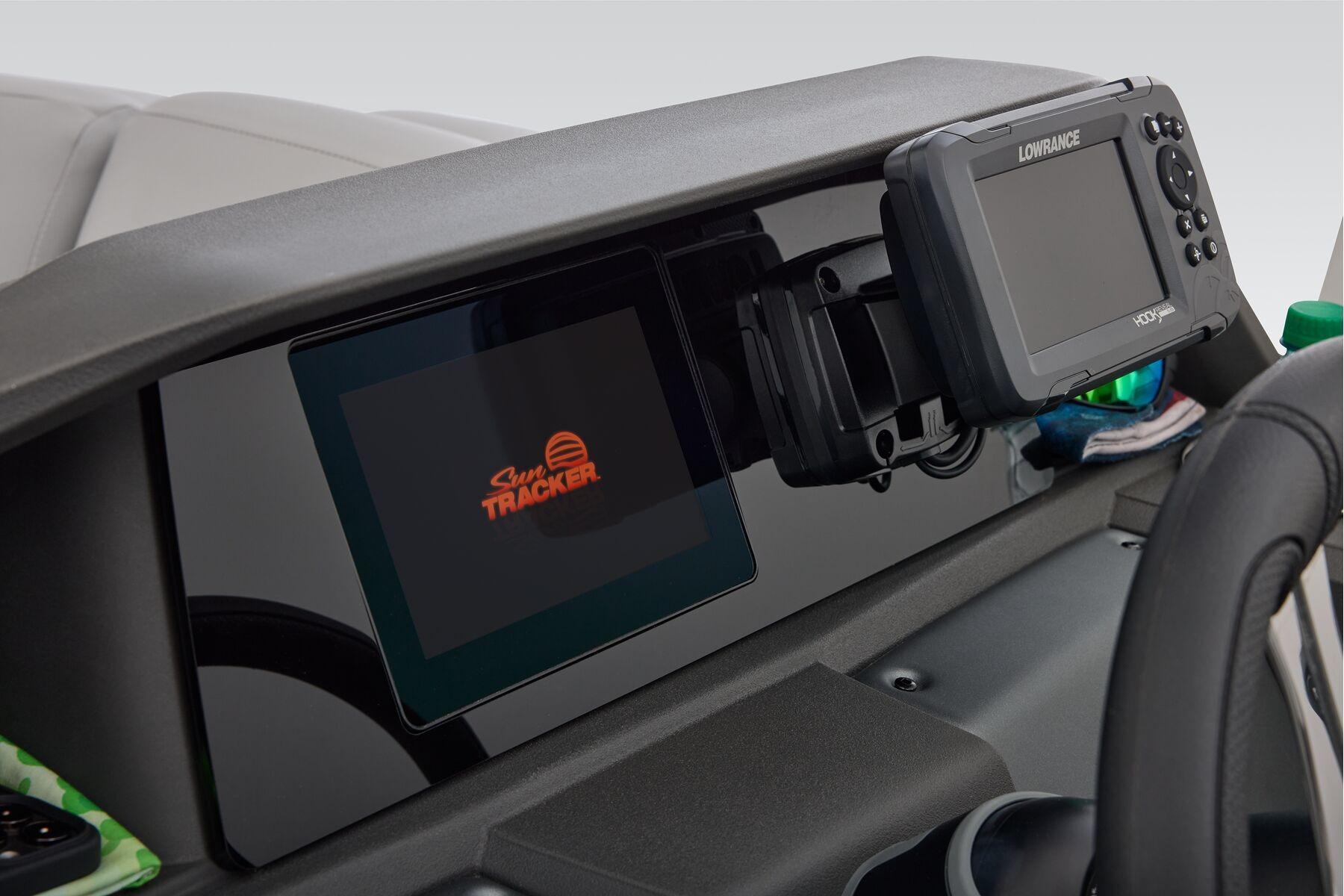 2026 Sun Tracker SportFish 22 DLX - 39