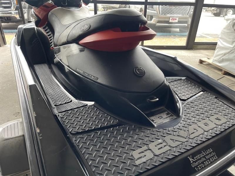 2010 Sea-Doo RXP-X 255 - 19