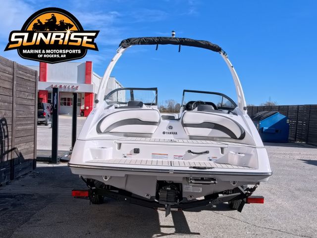 2026 Yamaha Boats 195S - 3