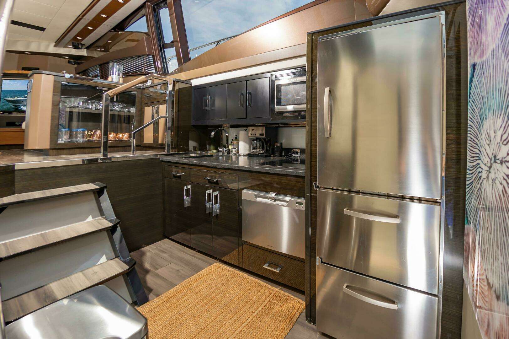 2013 Marquis 63 Sport Yacht - Image 38