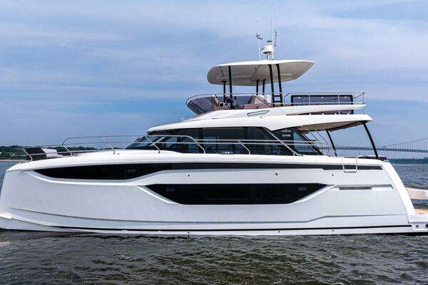 2027 Prestige M48