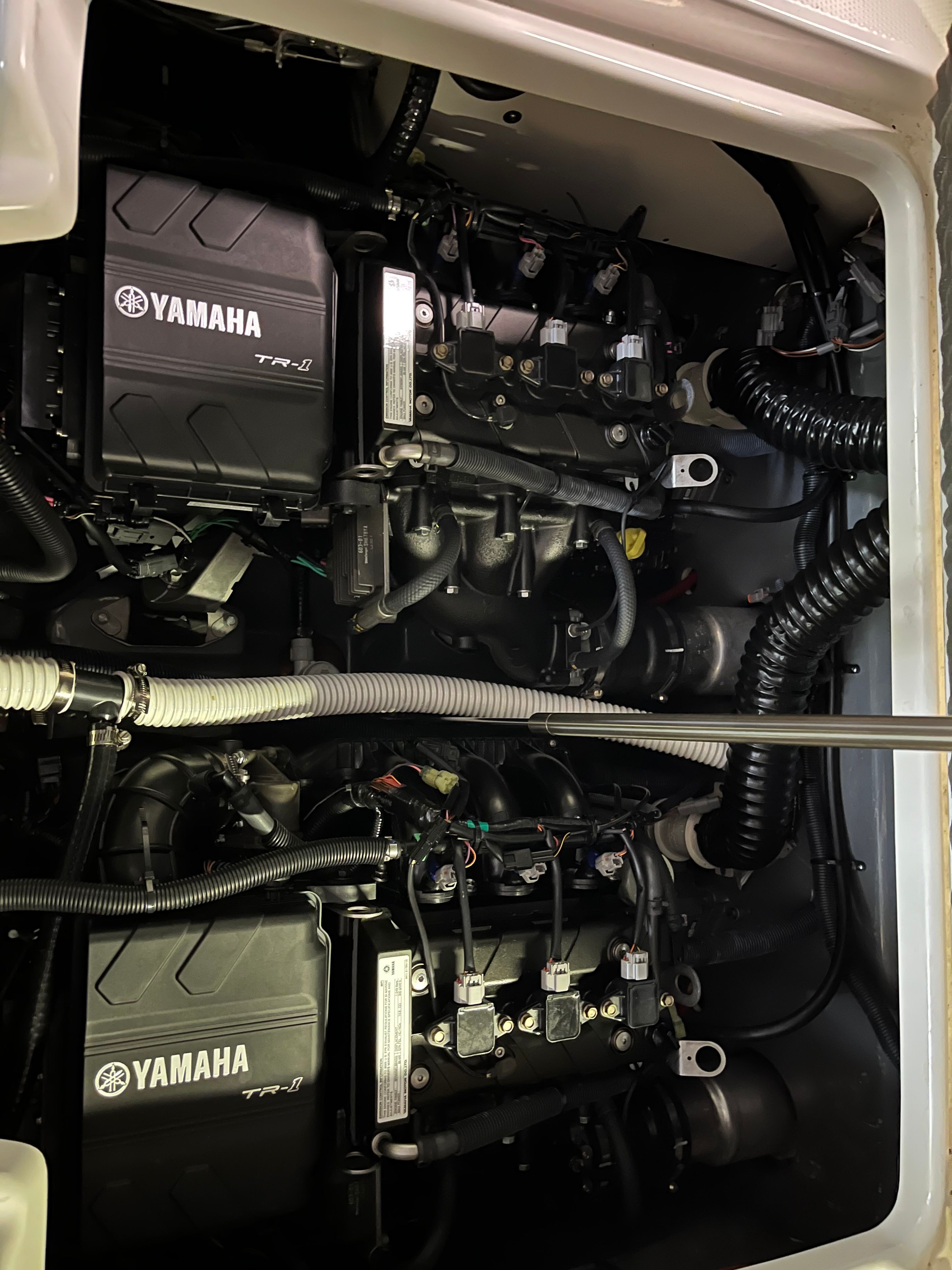 2022 Yamaha Boats 210 FSH Sport - 14
