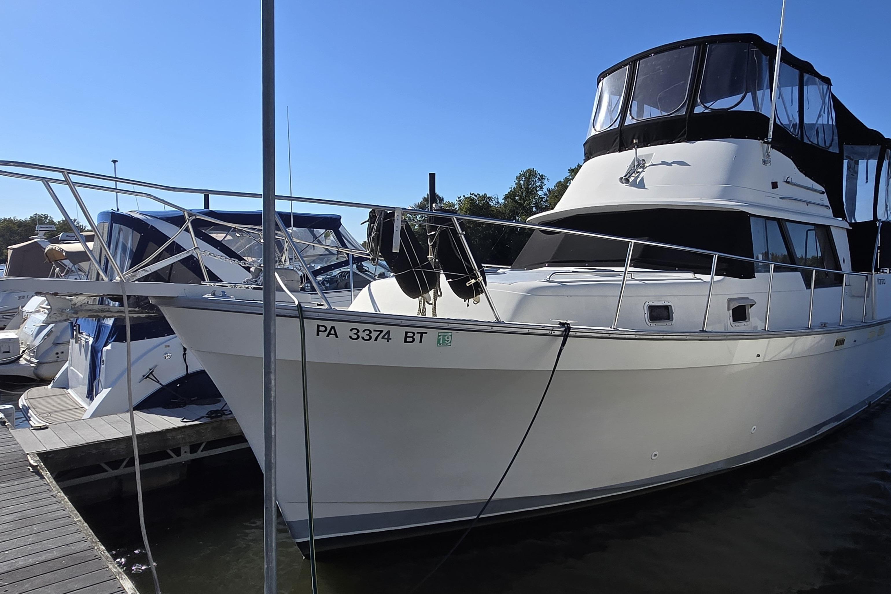 1988 Mainship 36 Double Cabin