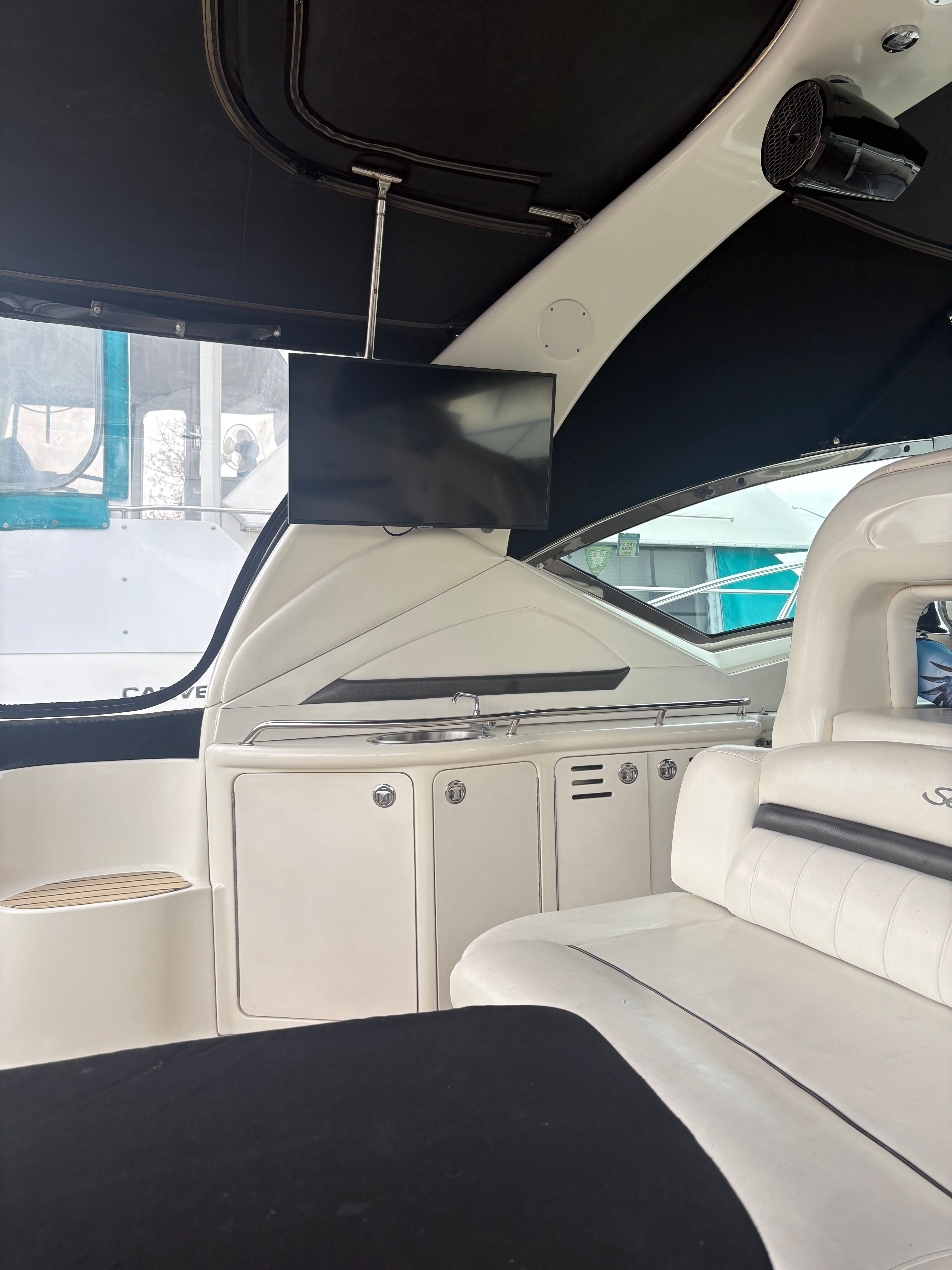 2003 Sea Ray 420 Sundancer - 6