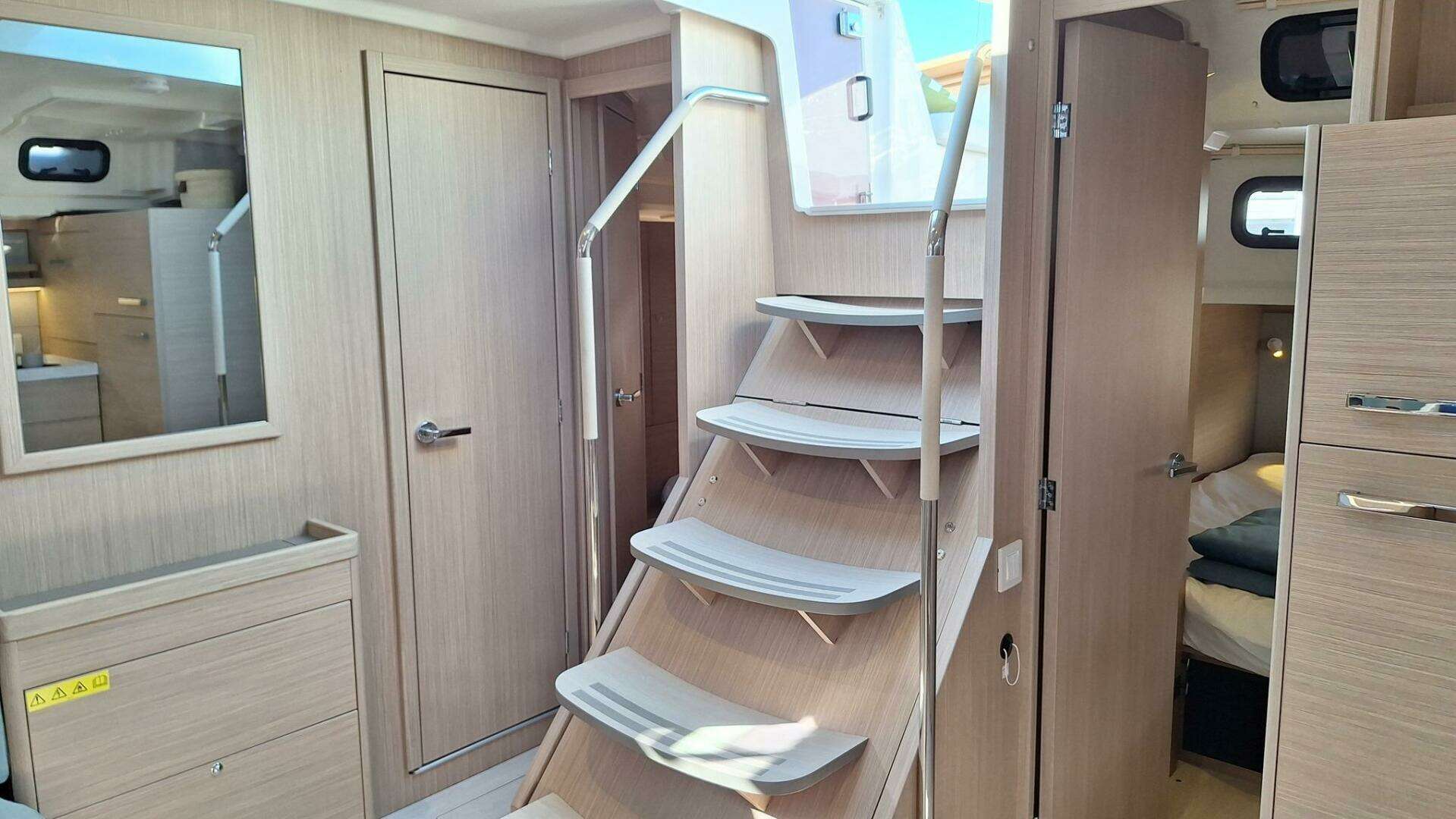 2026 Beneteau Oceanis 52 - Image 21
