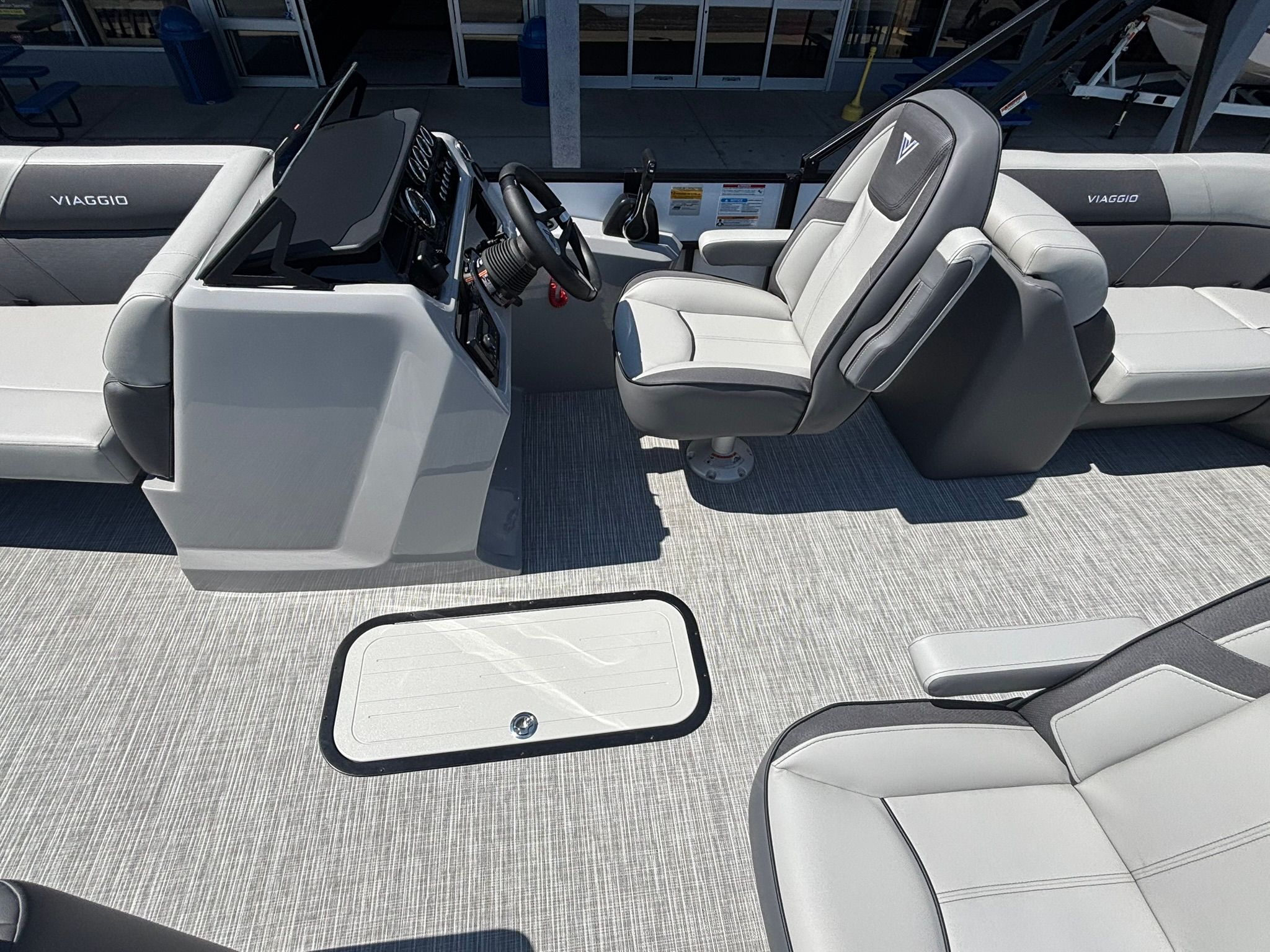 2026 Viaggio V22U - 16