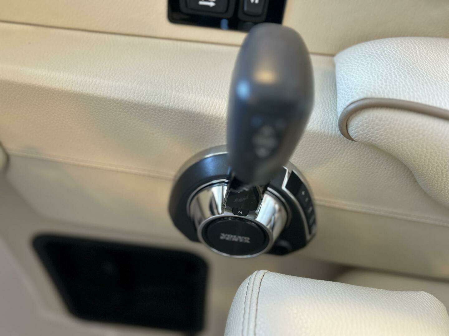 2019 Regal — - Image 10