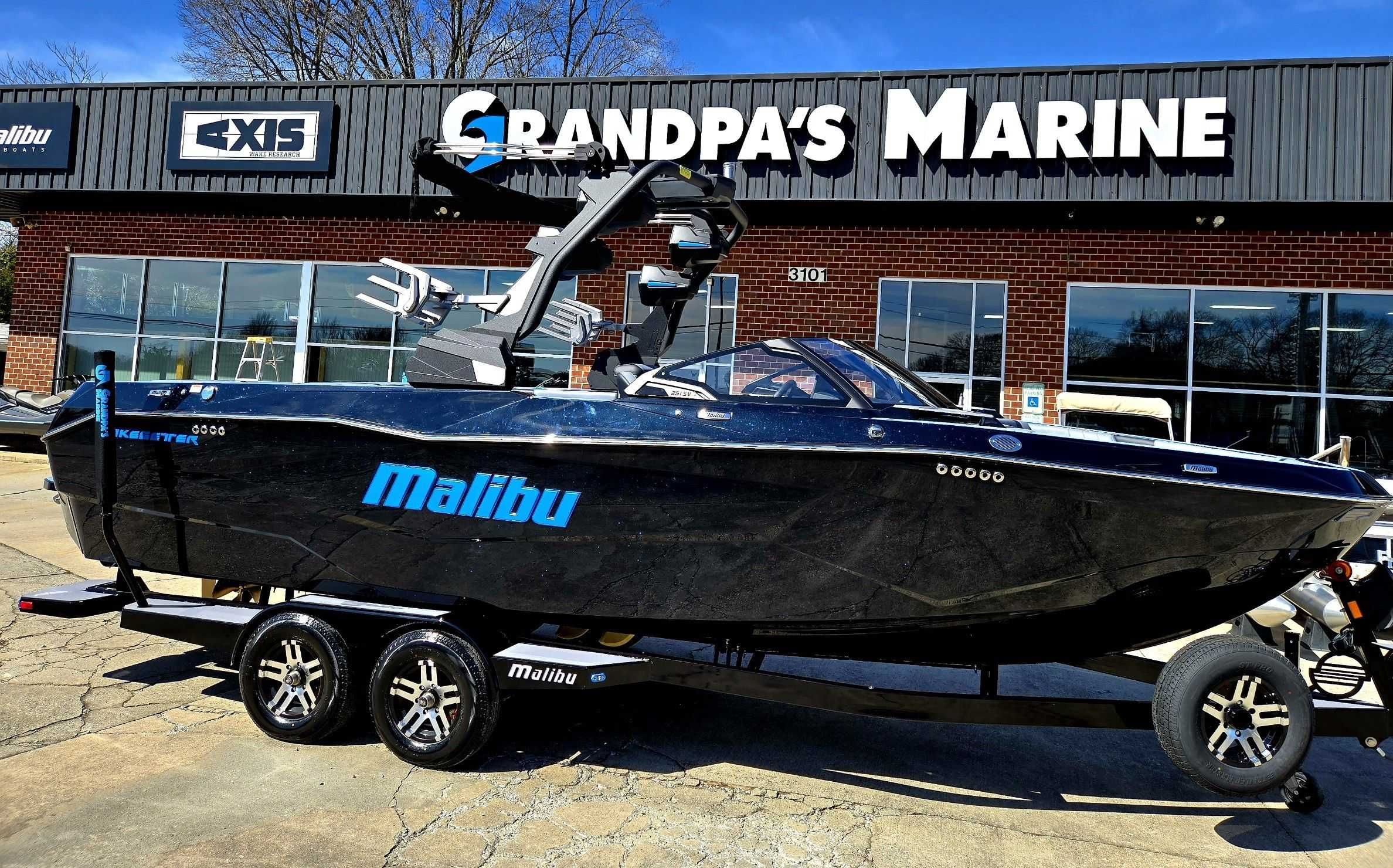 2025 Malibu Wakesetter 25 LSV