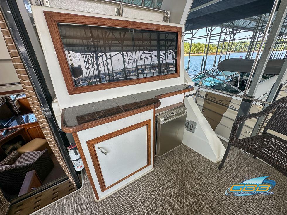 1989 Carver 3807 Aft Cabin Motor Yacht - 75