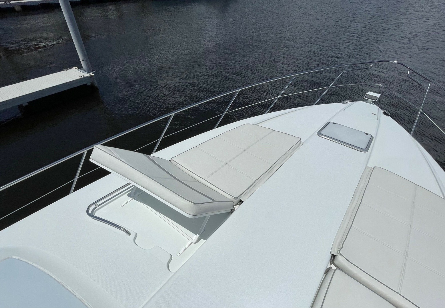 2008 Formula 45 Yacht - Image 3