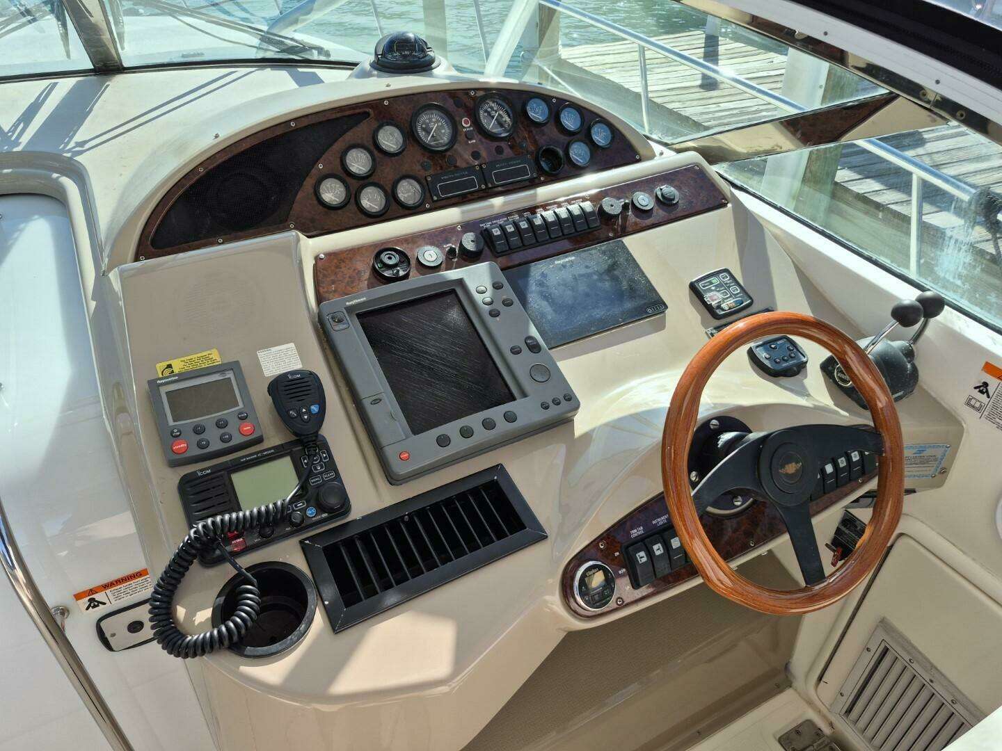2004 Riviera 4000 Offshore - Image 27