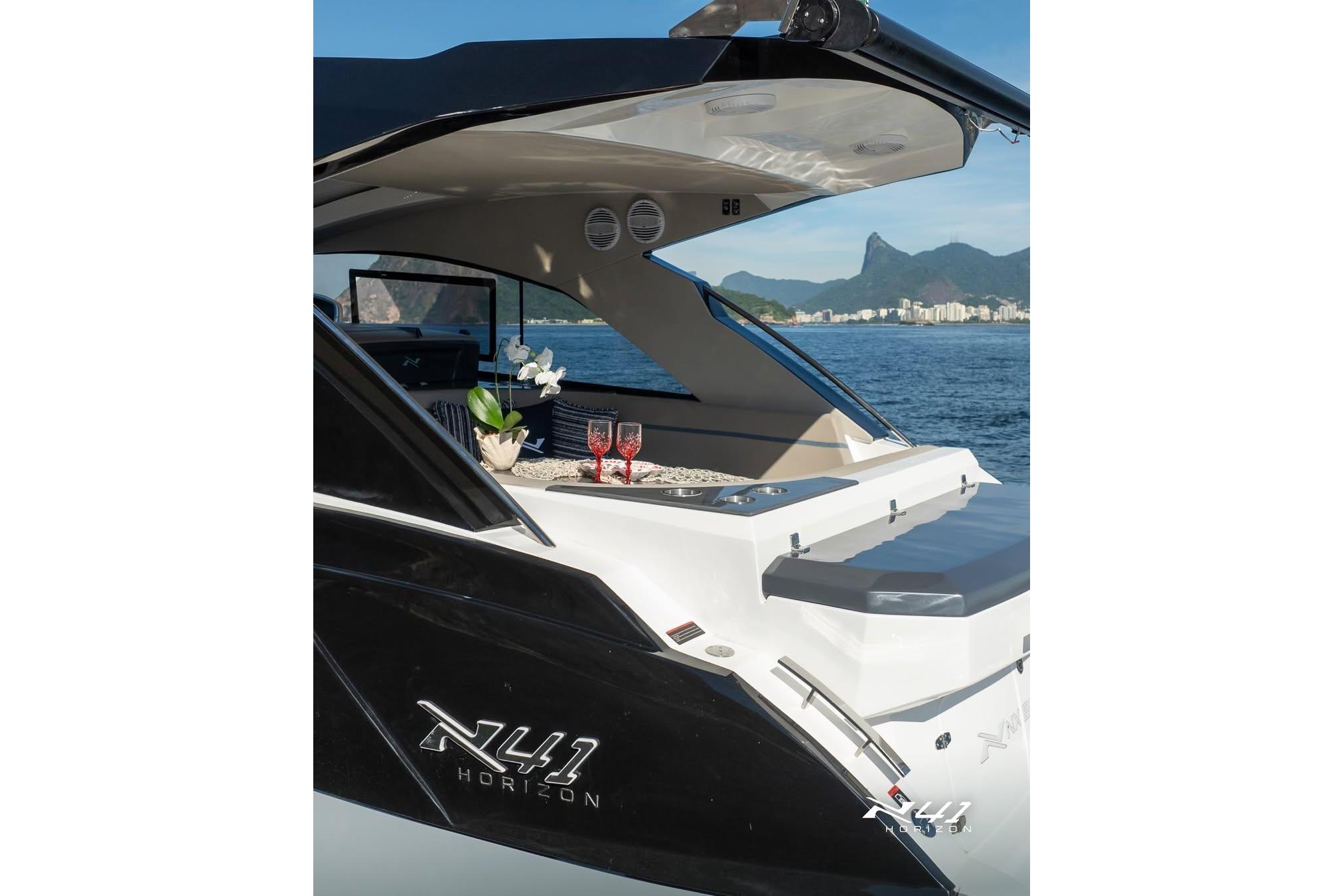 2025 NX Boats NX41 HORIZON yacht with elegant deck, scenic ocean view.