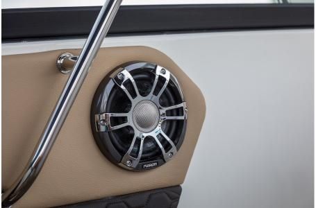 2019 Sea Ray SDX 250 - 19