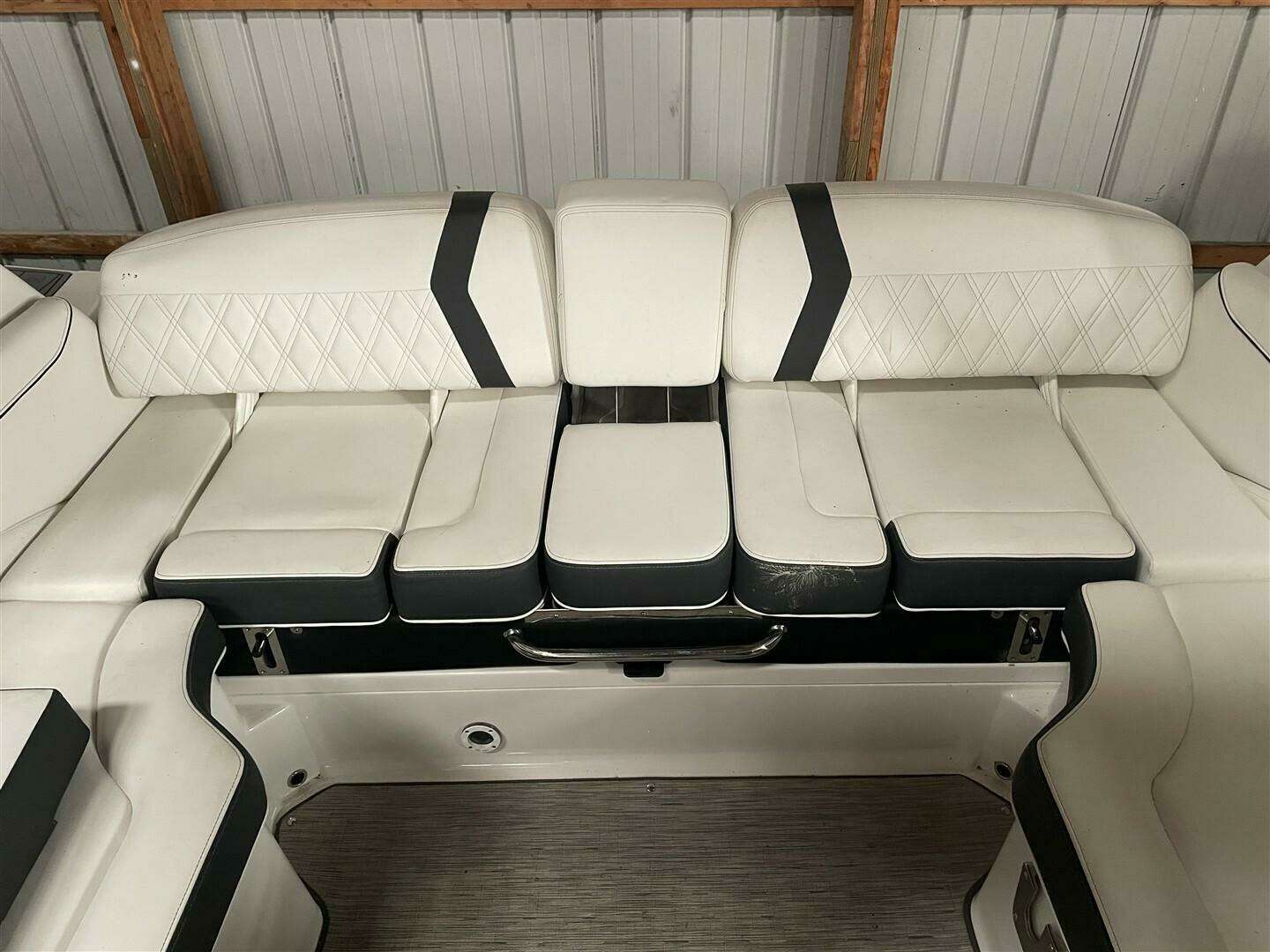 2019 Regal 2300 - Image 14