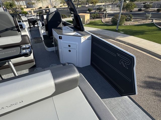 2026 Paradigm 28R - 8