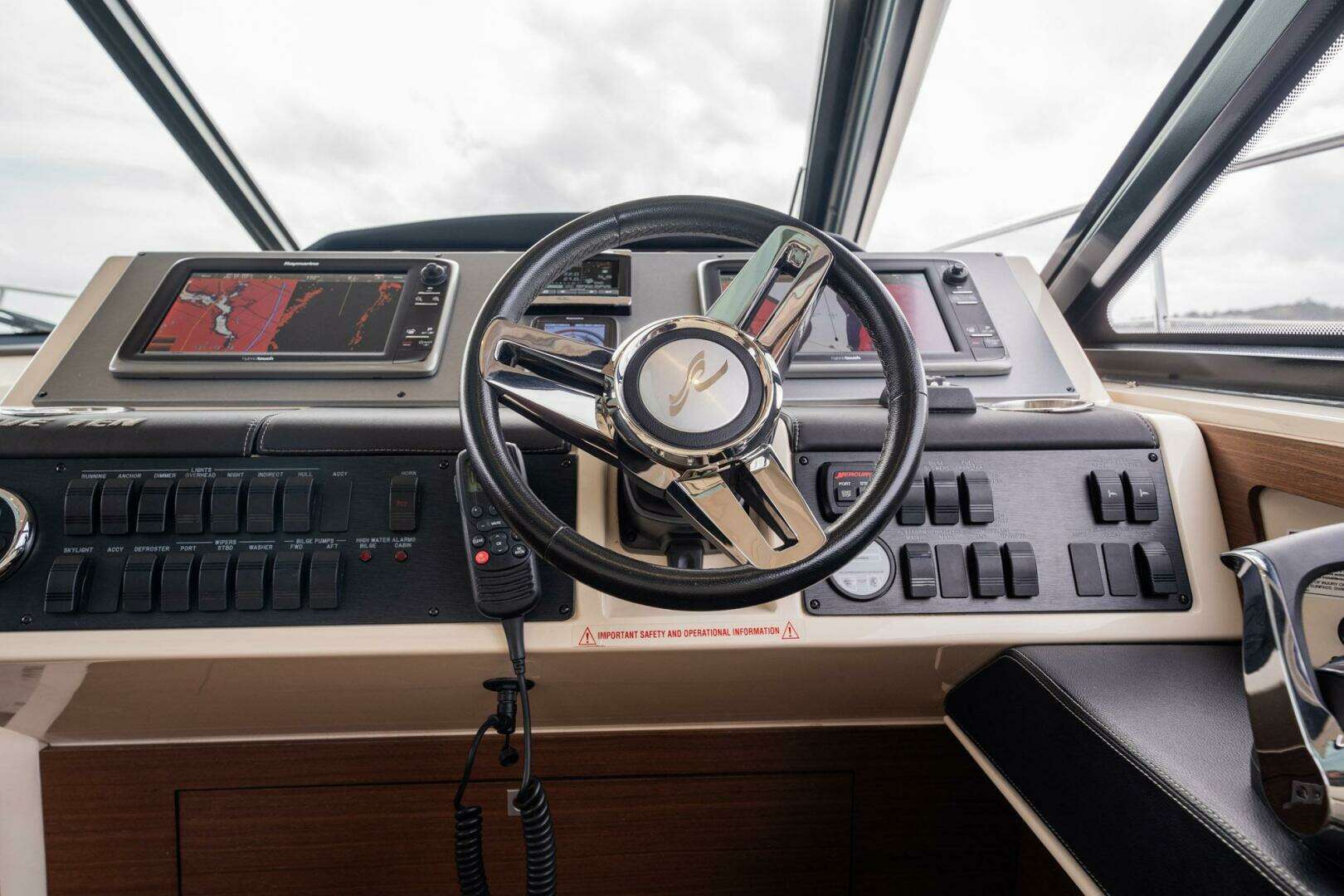 2015 Sea Ray 510 Sundancer - Image 85