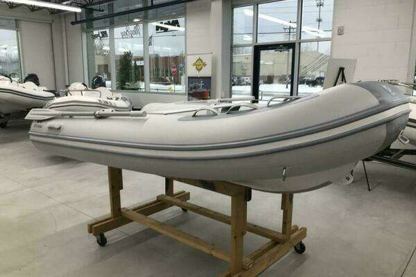 2023 Zodiac Cadet  300 RIB ALU PVC
