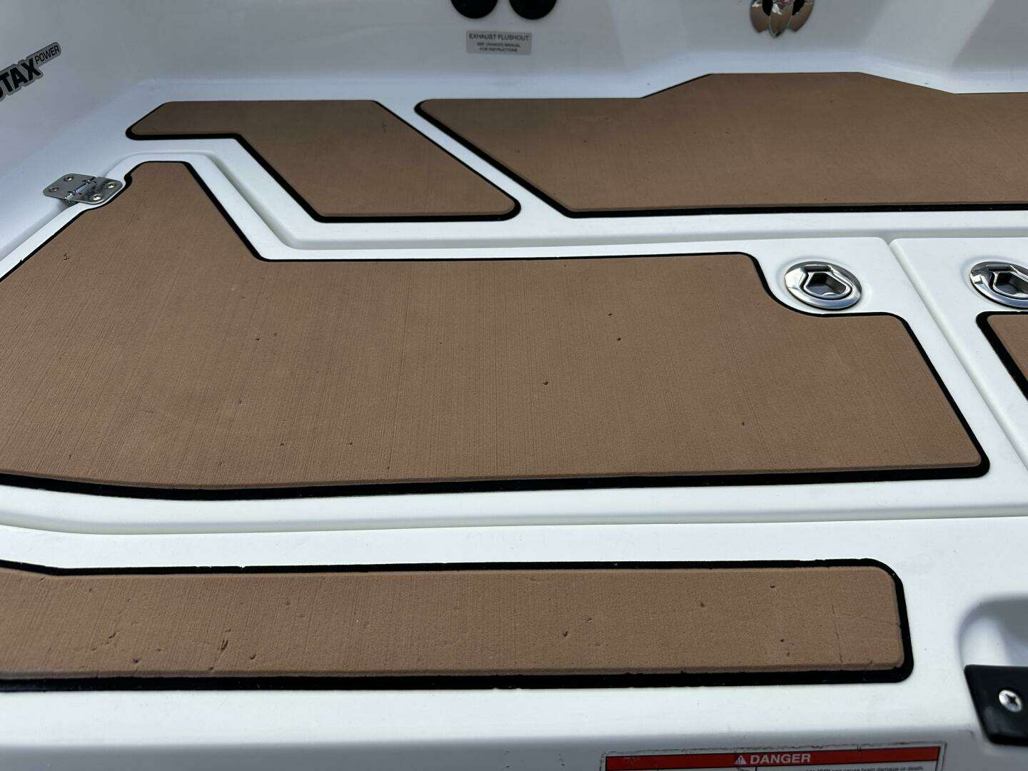 2021 Scarab 215 - Image 38