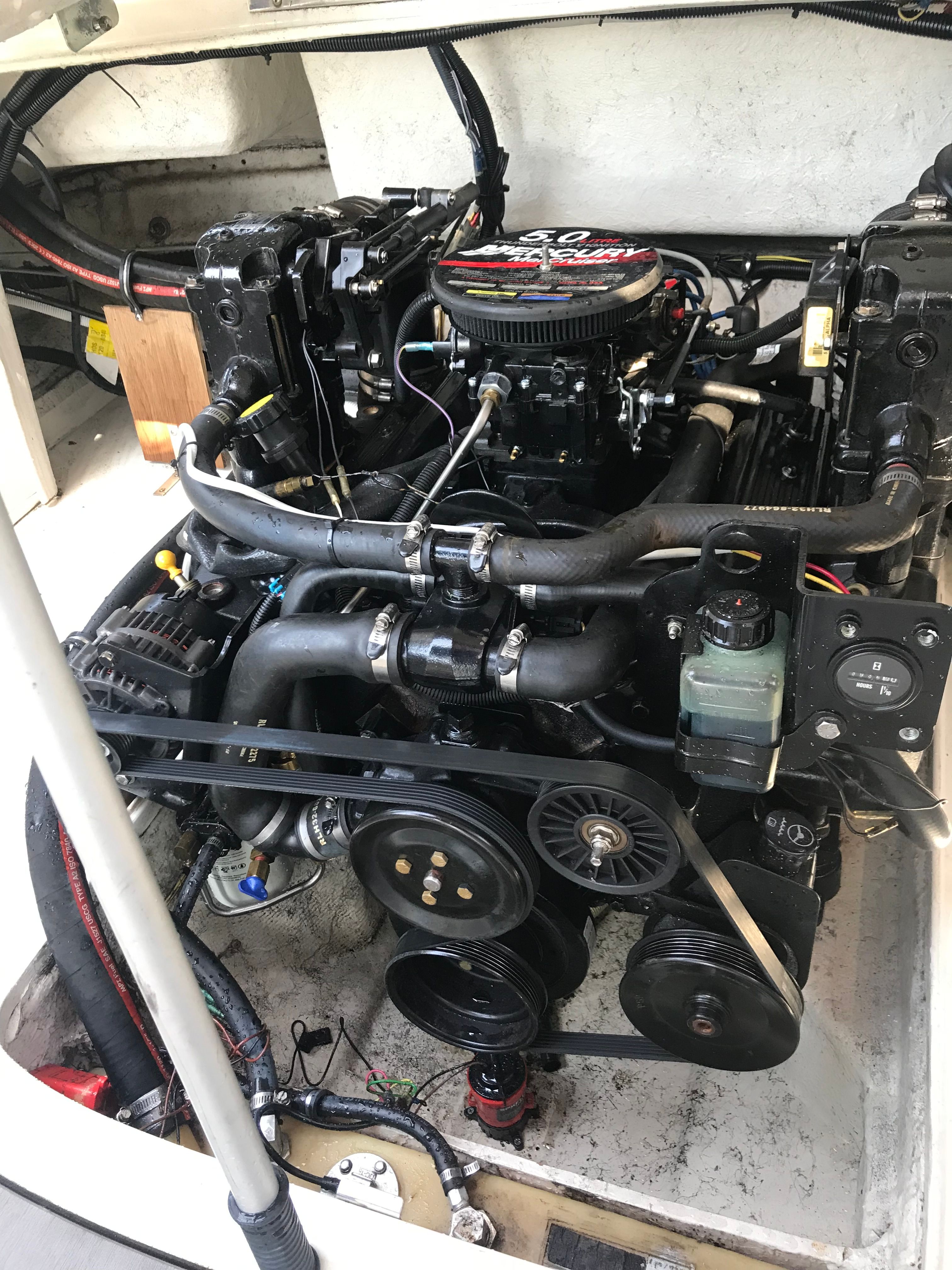 2004 Maxum 2000 SR3 - 10