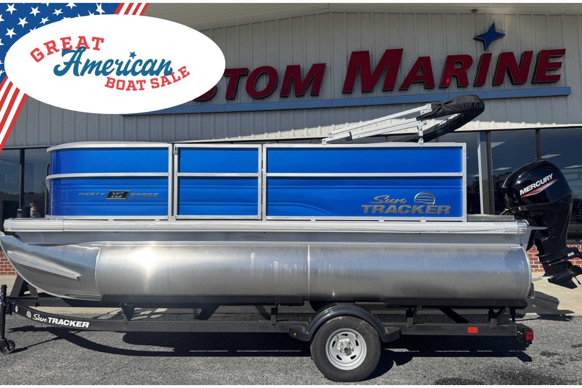 2026 Sun Tracker Party Barge 16 DLX
