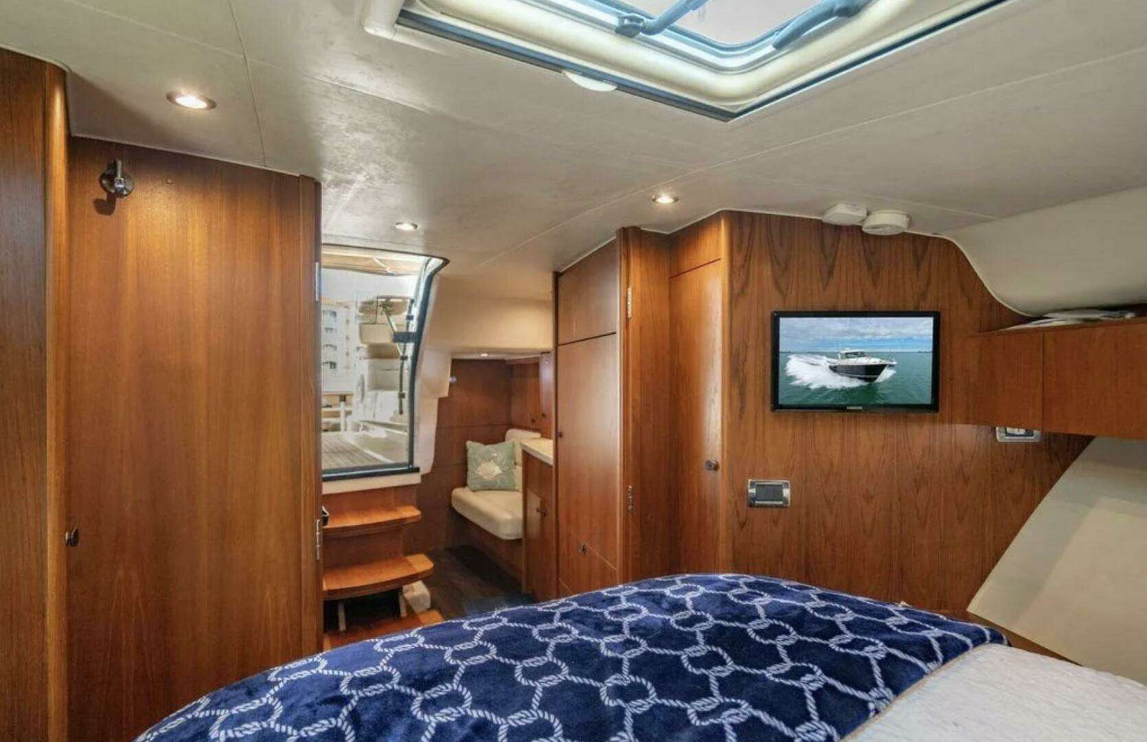 2013 Tiara Yachts 36 Coronet - Image 7