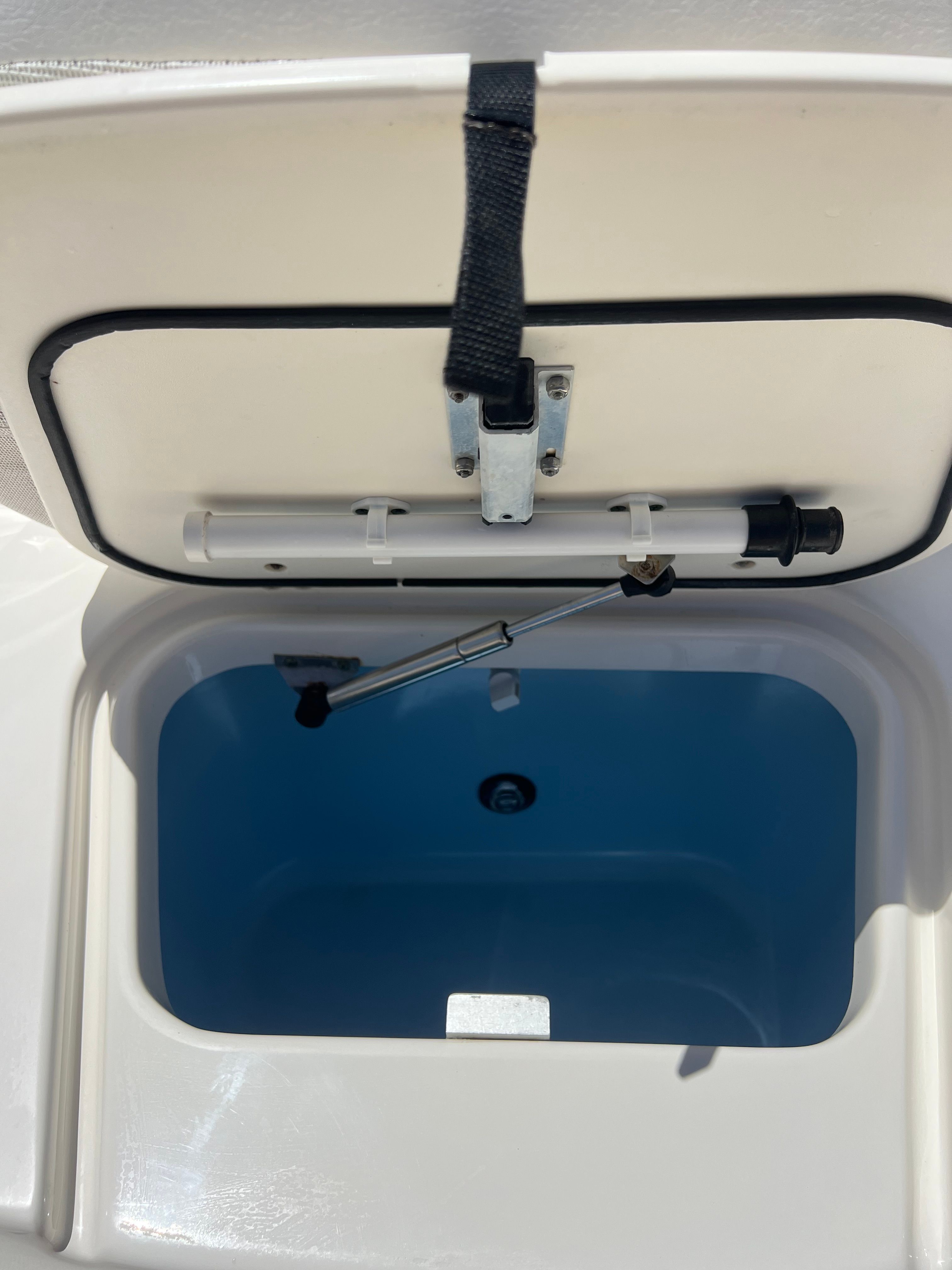 2016 Boston Whaler 180 Dauntless - 6