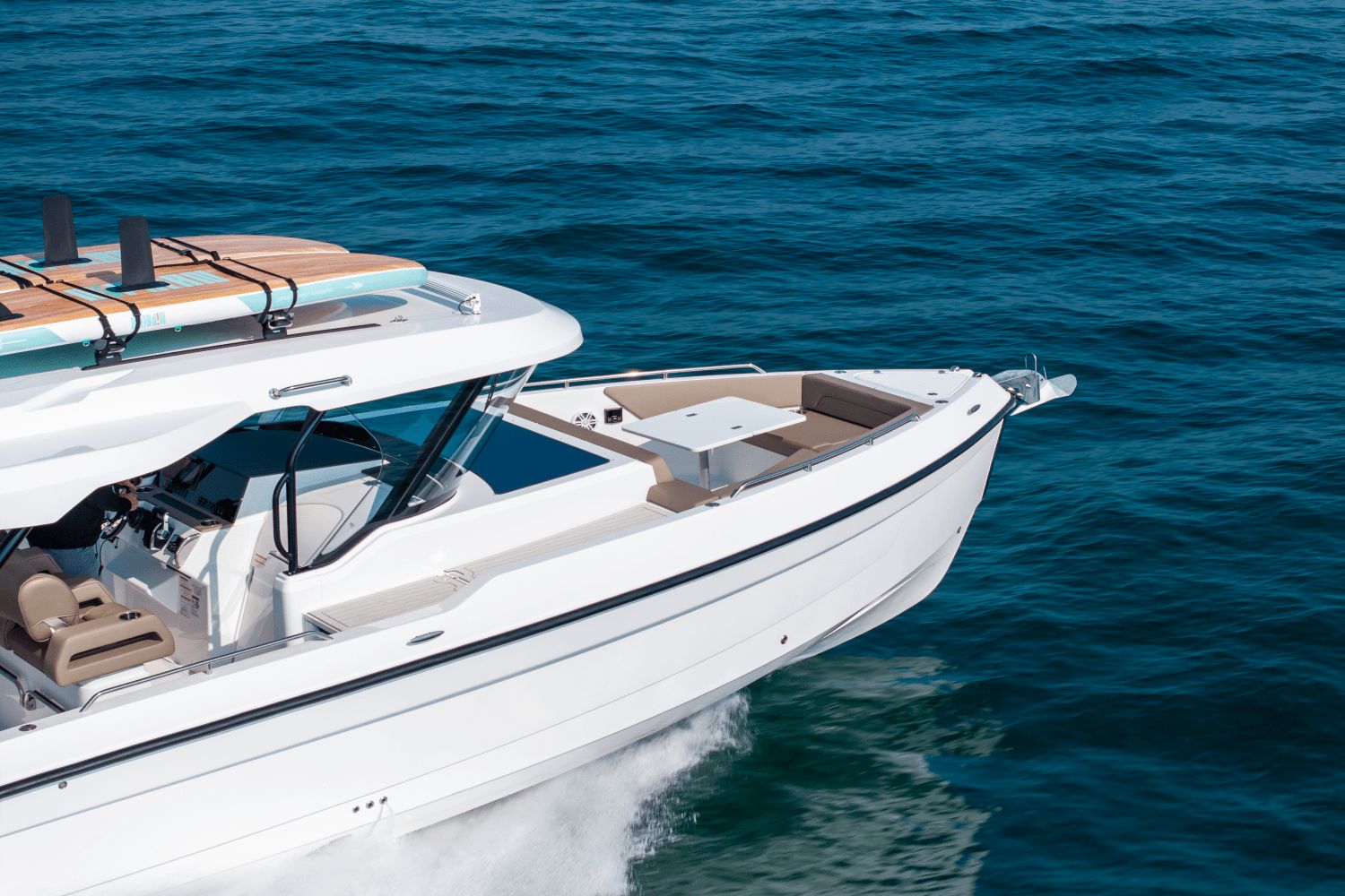 2027 Cruisers Yachts 38 VTR - 34