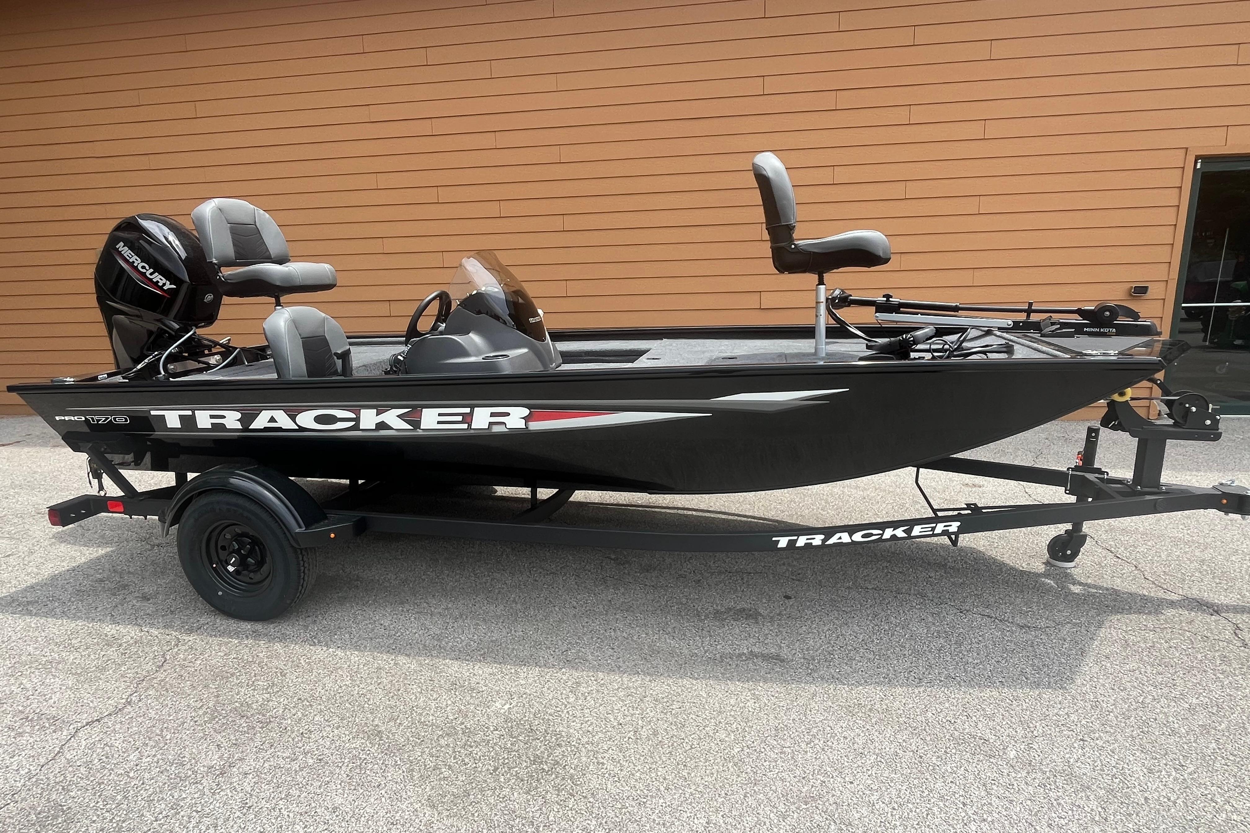 2026 Tracker Pro 170