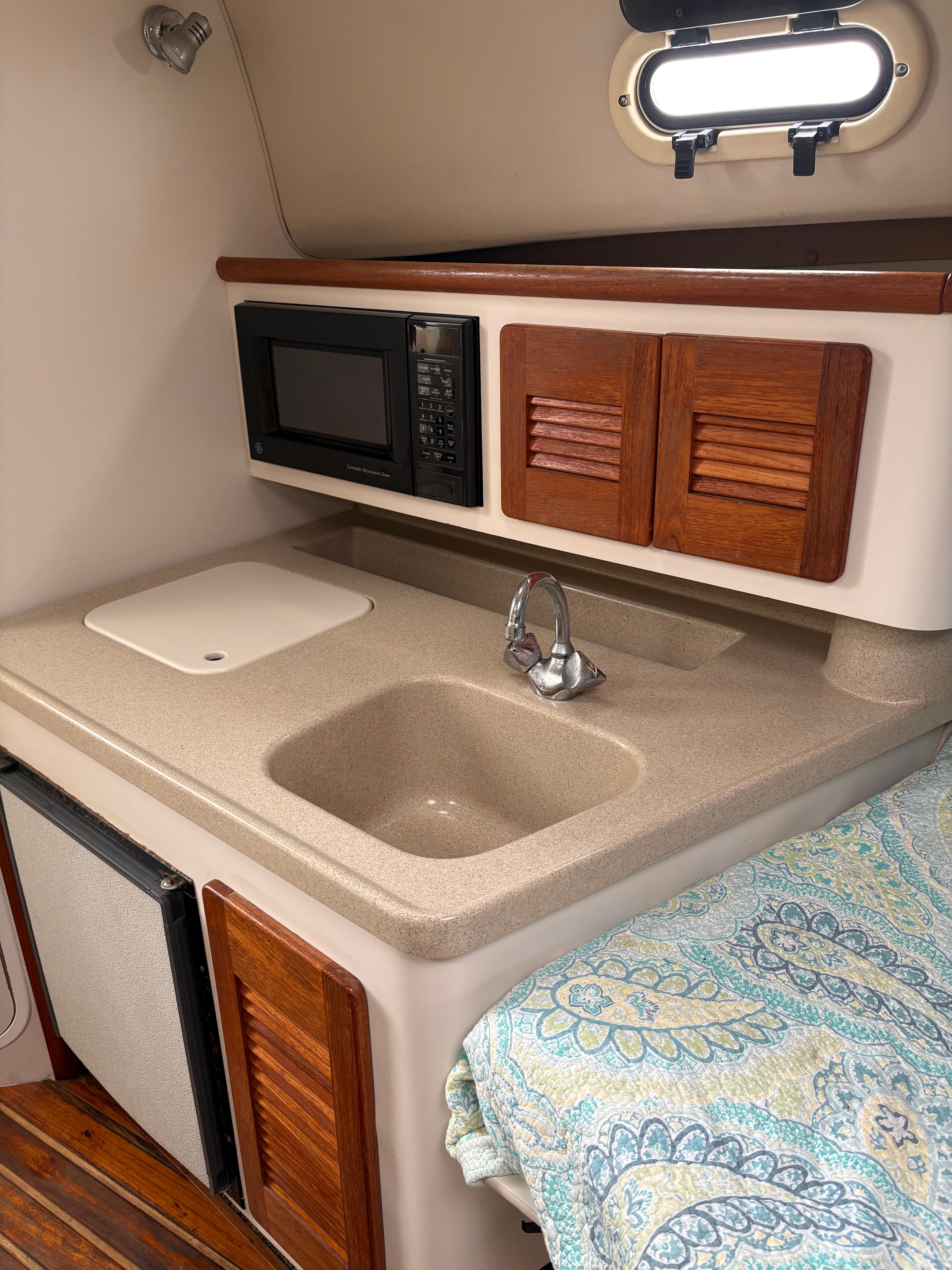 2001 Pursuit 3000 Express - 5