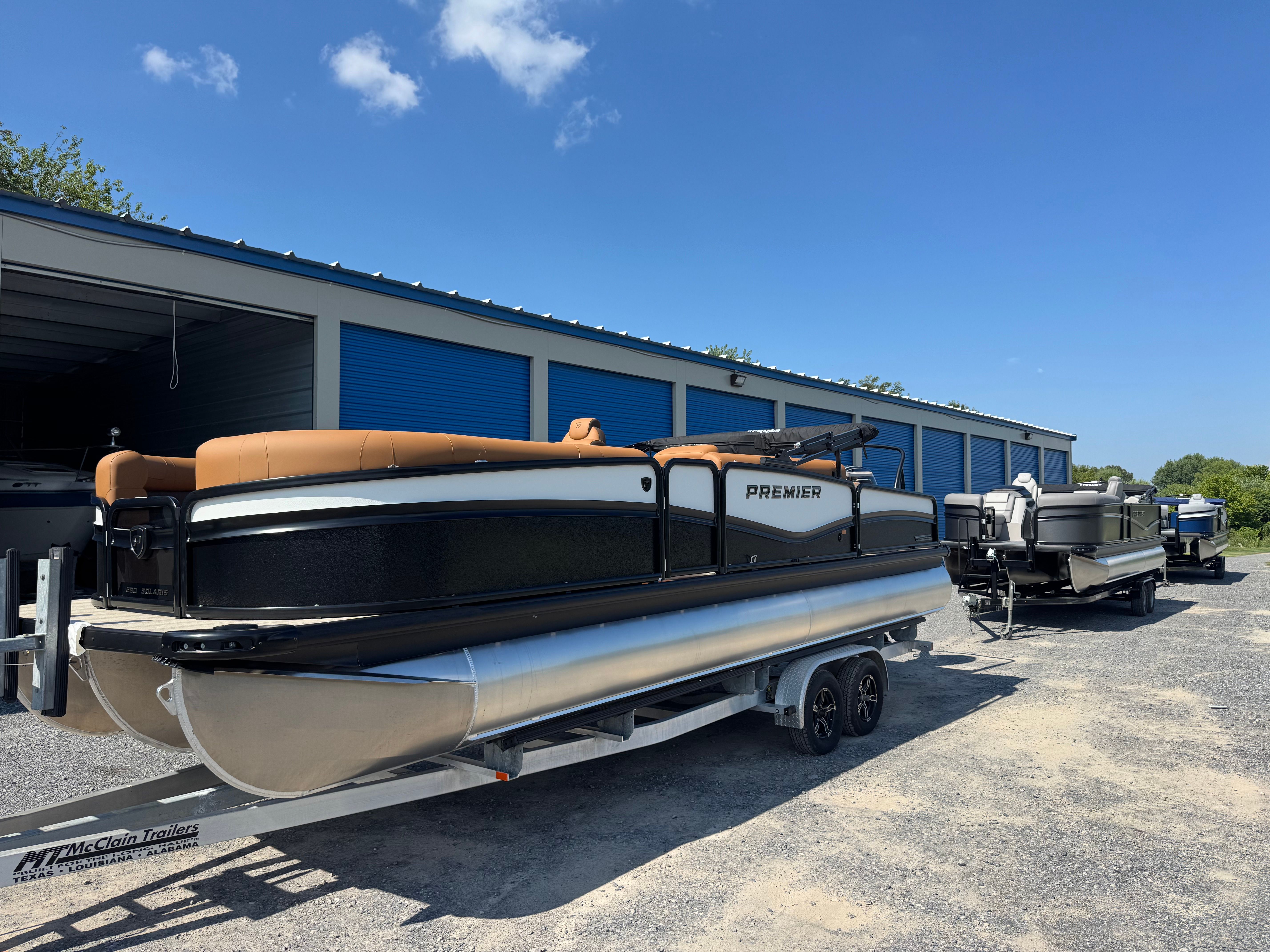 2026 Premier 250 Solaris Rear Social - 5