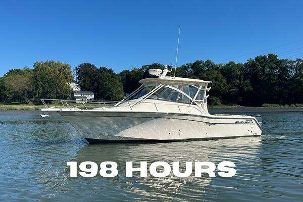 2016 Grady-White 330 Express