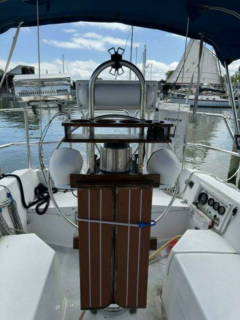 1992 Catalina — - Image 8