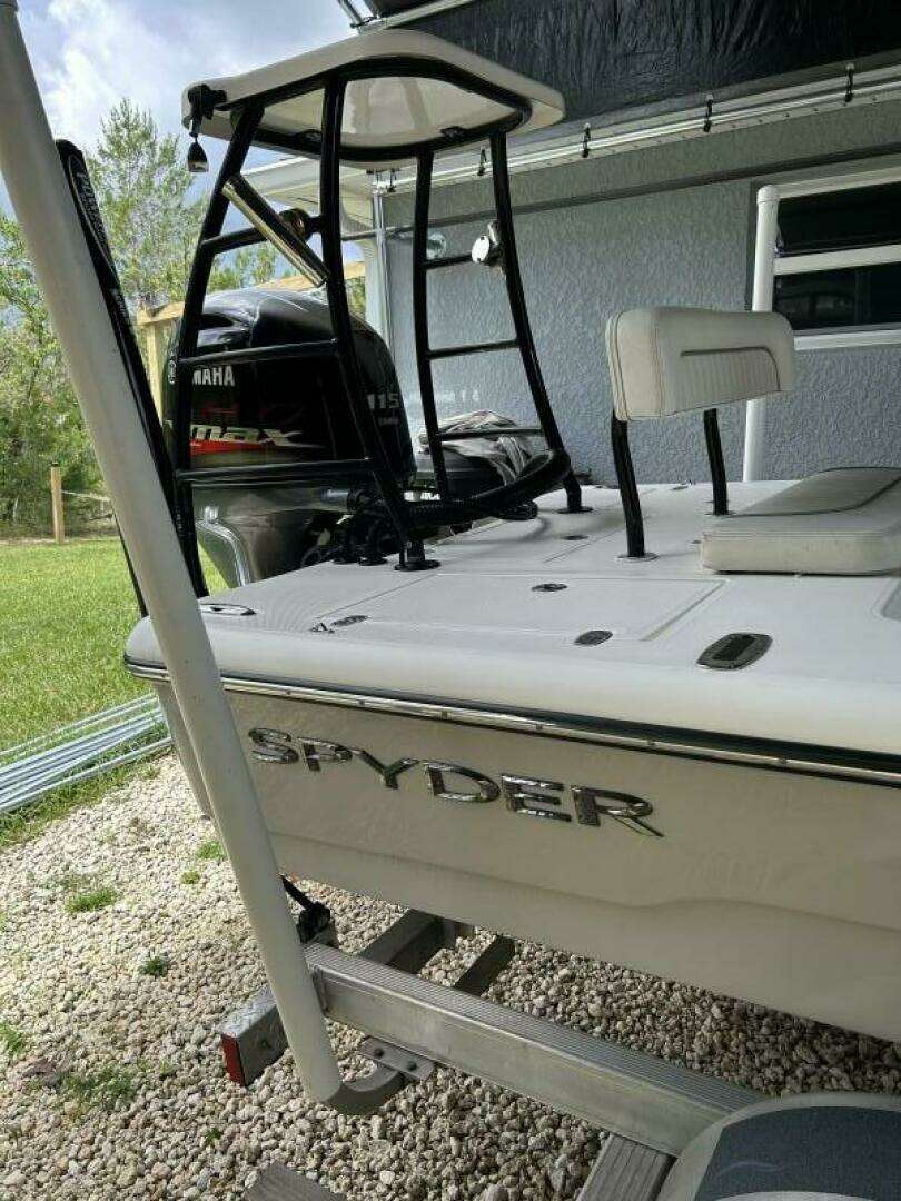 2019 Spyder FX19 Vapor - Image 48