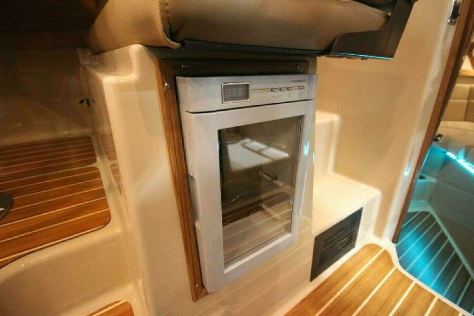 2026 Ranger Tugs R-31 Command Bridge Luxury Edition - Image 148
