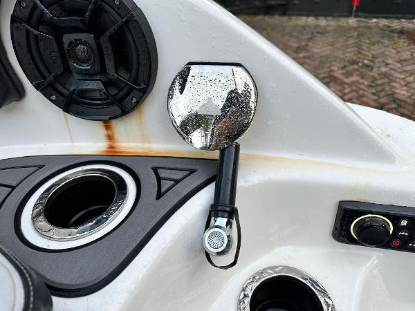 2018 Yamaha Boats 242 Limited S - 20