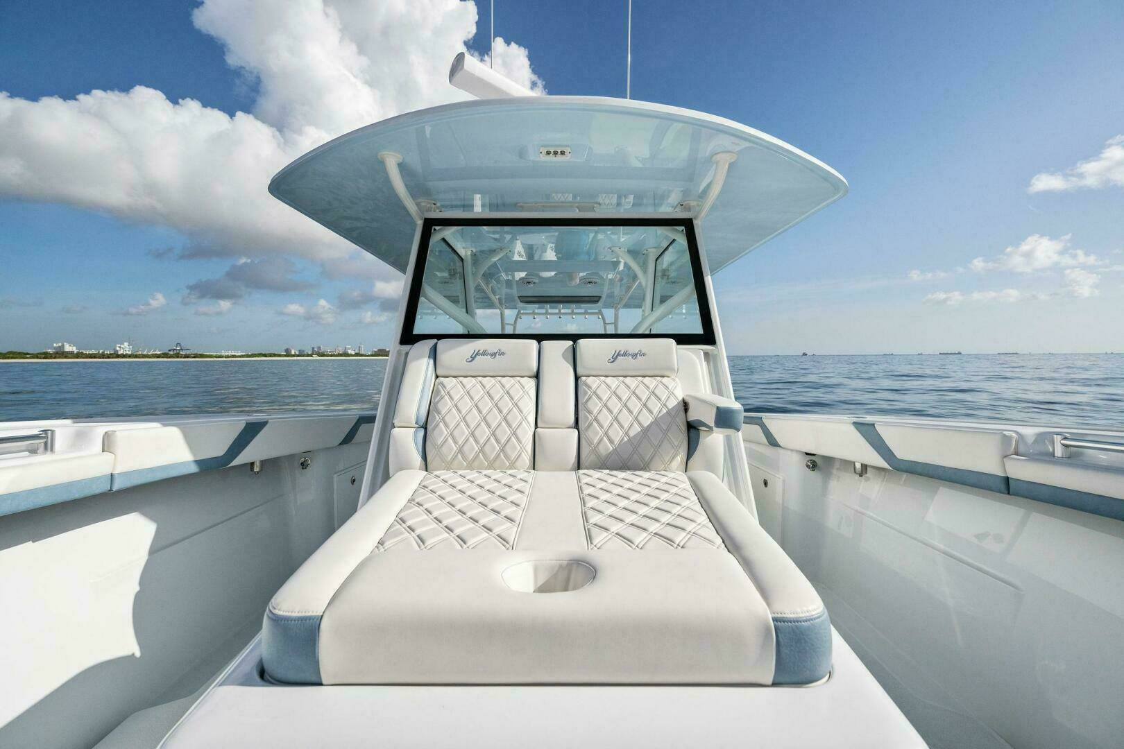 2026 Yellowfin 42 Offshore - Image 32