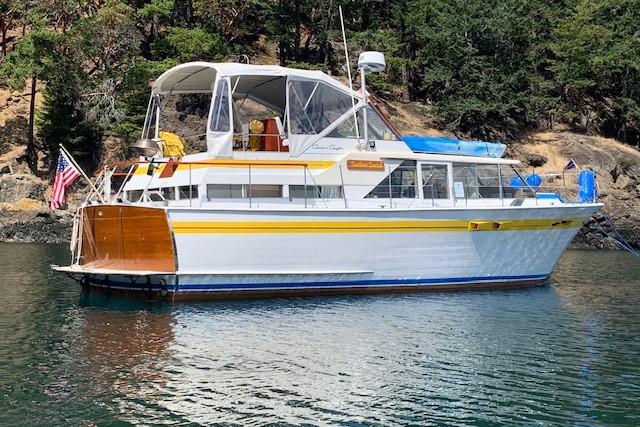 1965 Chris-Craft 460 Constellation