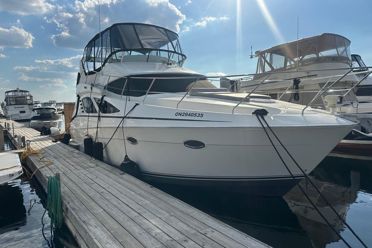 2005 Silverton 38 Sport Bridge