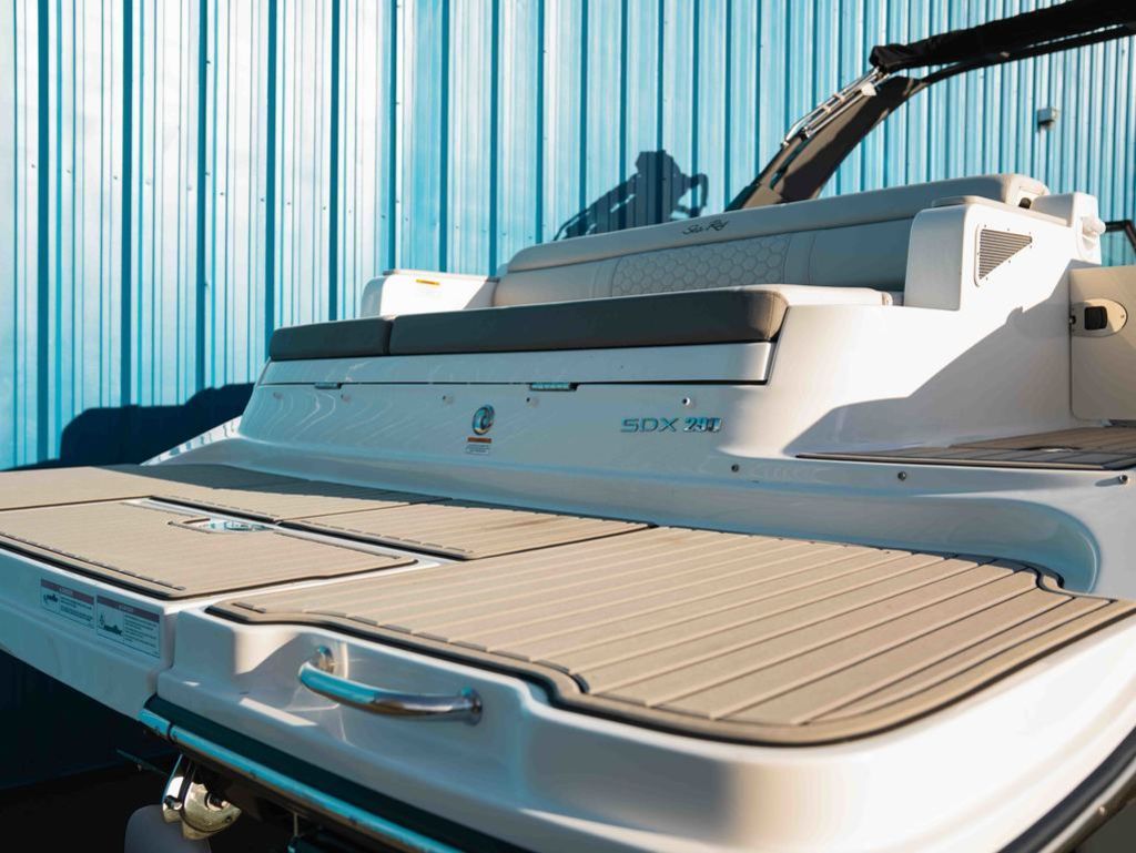 2025 Sea Ray SDX 290 - 3