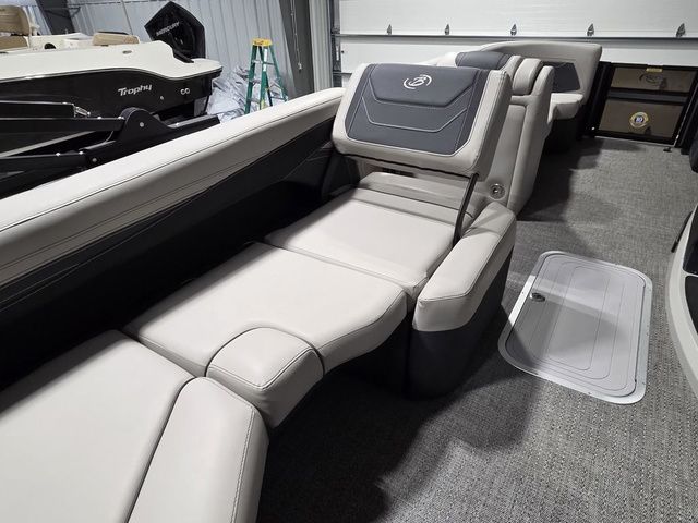 2026 BARLETTA BOATS Cabrio 22M - 14